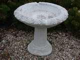 images of Bird Feeders Baths images of Bird Feeders Baths
